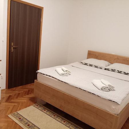 Apartmani Suzana تْسْغيكفانِتْسا المظهر الخارجي الصورة
