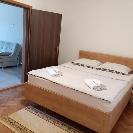 Apartmani Suzana تْسْغيكفانِتْسا المظهر الخارجي الصورة