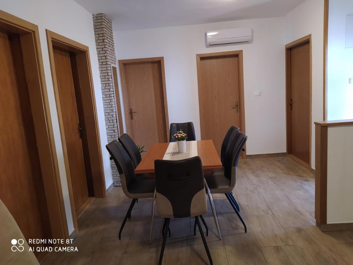 Apartmani Suzana تْسْغيكفانِتْسا المظهر الخارجي الصورة