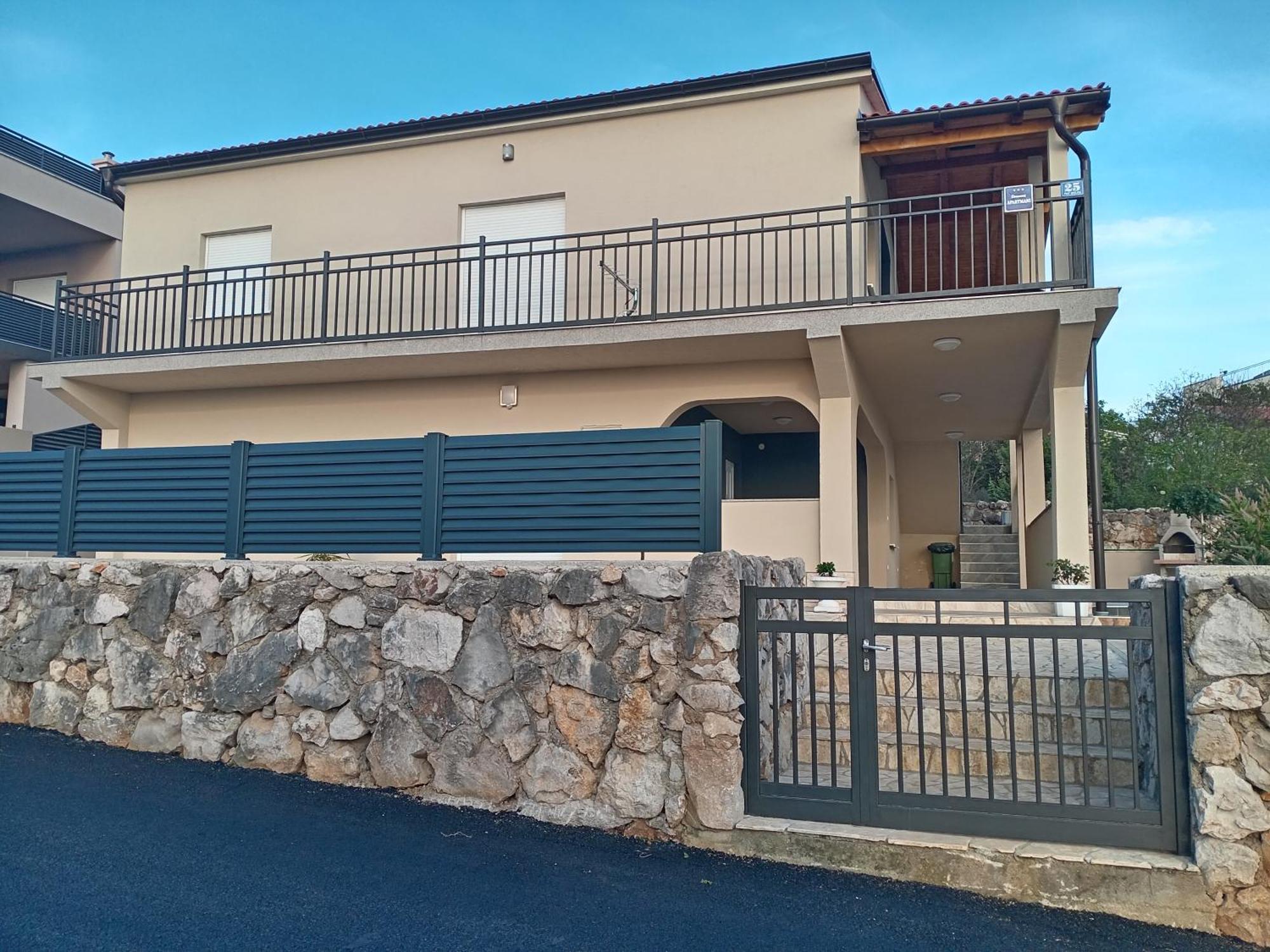 Apartmani Suzana تْسْغيكفانِتْسا المظهر الخارجي الصورة