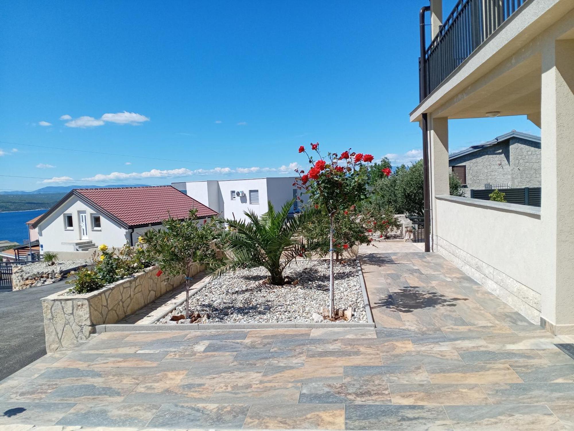 Apartmani Suzana تْسْغيكفانِتْسا المظهر الخارجي الصورة