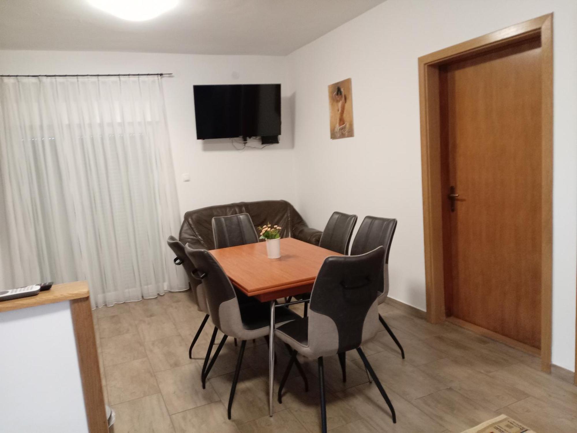Apartmani Suzana تْسْغيكفانِتْسا المظهر الخارجي الصورة