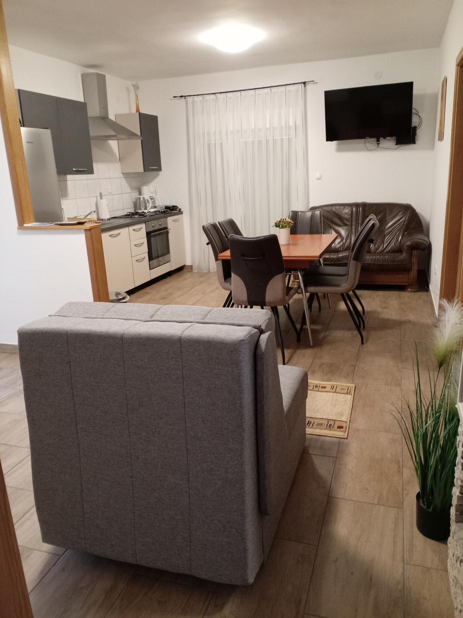 Apartmani Suzana تْسْغيكفانِتْسا المظهر الخارجي الصورة